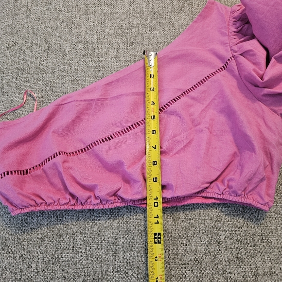 Showpo Women’s Pink One-Shoulder Crop Top W/ Elastic Waist Sz 10 EUC - Picture 15 of 16